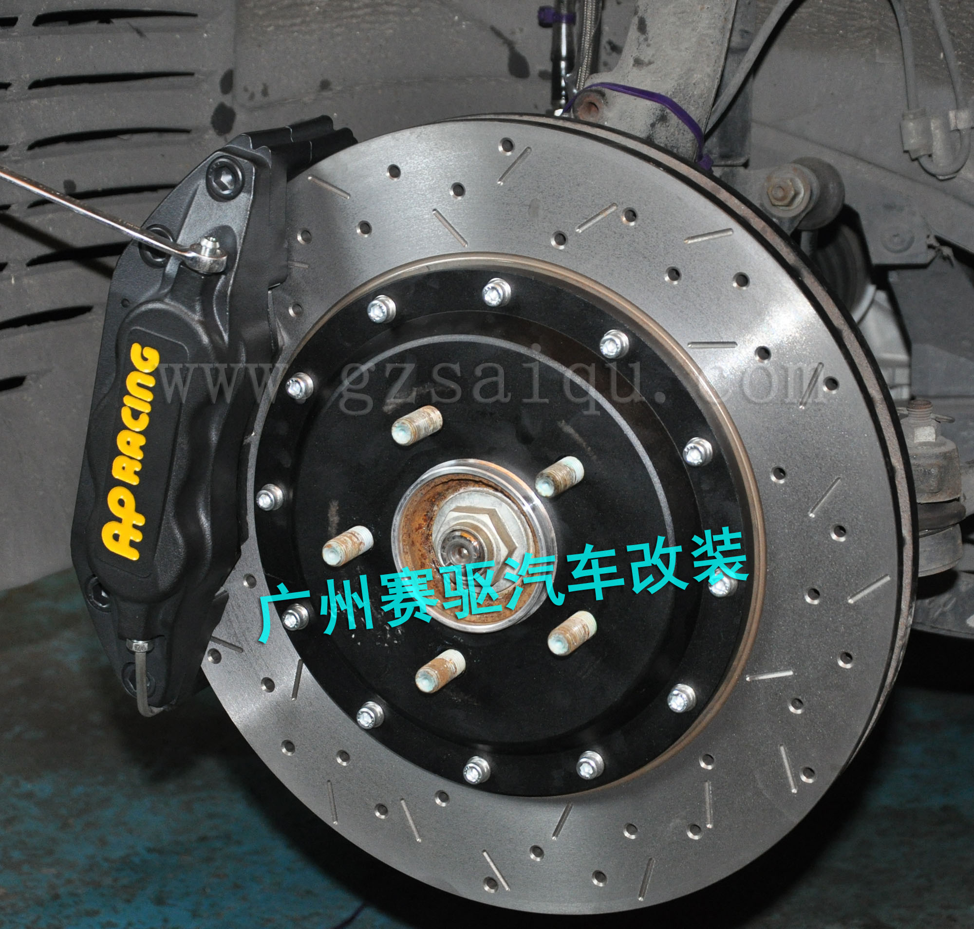馬六剎車升級(jí)AP版六活塞