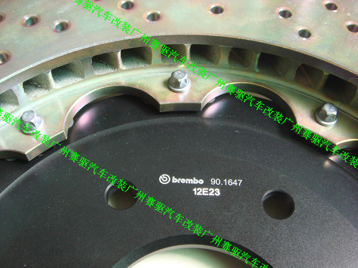 保時(shí)捷卡宴 奧迪Q7 途銳升級(jí)BREMBO 8活塞競(jìng)技版卡鉗套裝 380MM分體盤(pán)