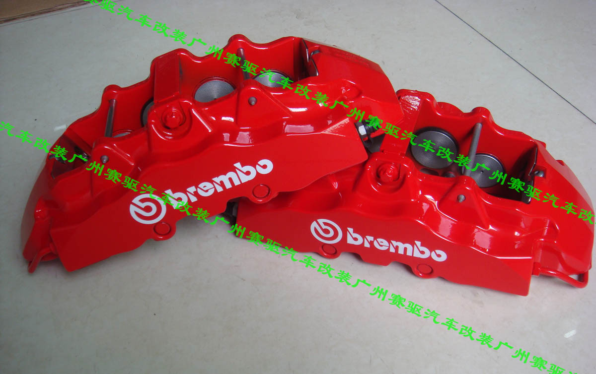意大利BREMBO 紅色8活塞競(jìng)技版卡鉗 BREMBO GT版8活塞鮑魚 大大提升剎車性能