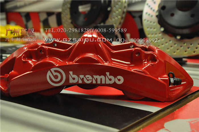 進(jìn)口brembo剎車(chē)卡鉗紅色的哦