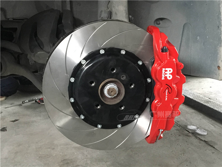 寶馬X5剎車和AP85系列組AP剎車完美升級(jí)改裝