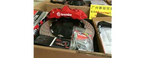 進(jìn)口brembo剎車GT版剎車套裝到貨，現(xiàn)貨特惠出售
