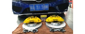 奔馳C級(jí)c，前brembo R6搭配DICASE 38034MM孔線盤