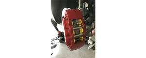 2018款JEEP 指揮官，升級AP9040六活塞