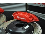 科邁羅后輪改裝BREMBO F40 4活塞剎車(chē)卡鉗 配合加大盤(pán) 剎車(chē)效果明顯提升